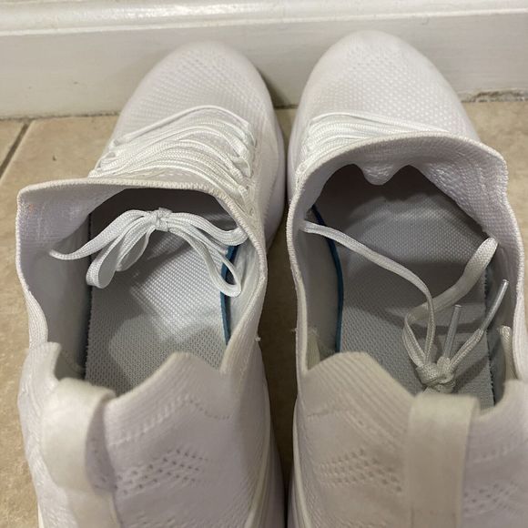 CLEAN APL Techloom Breeze Mens 13 White Lace Up Running Athletic Shoes Sneaker - Picture 4 of 9